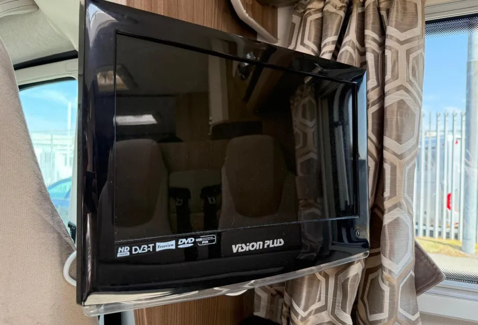 Swift Campervans  Bessacarr 584 2018