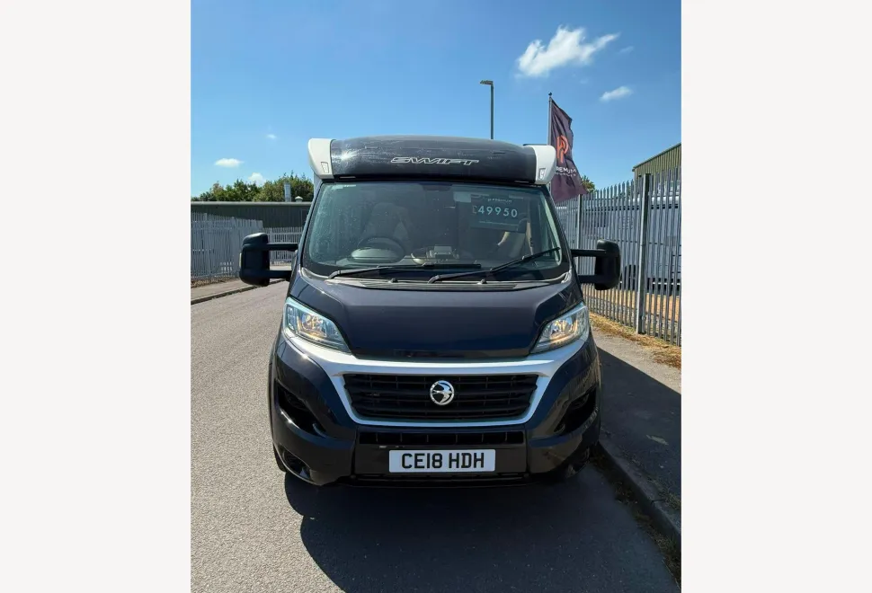 Swift Campervans  Bessacarr 584 2018