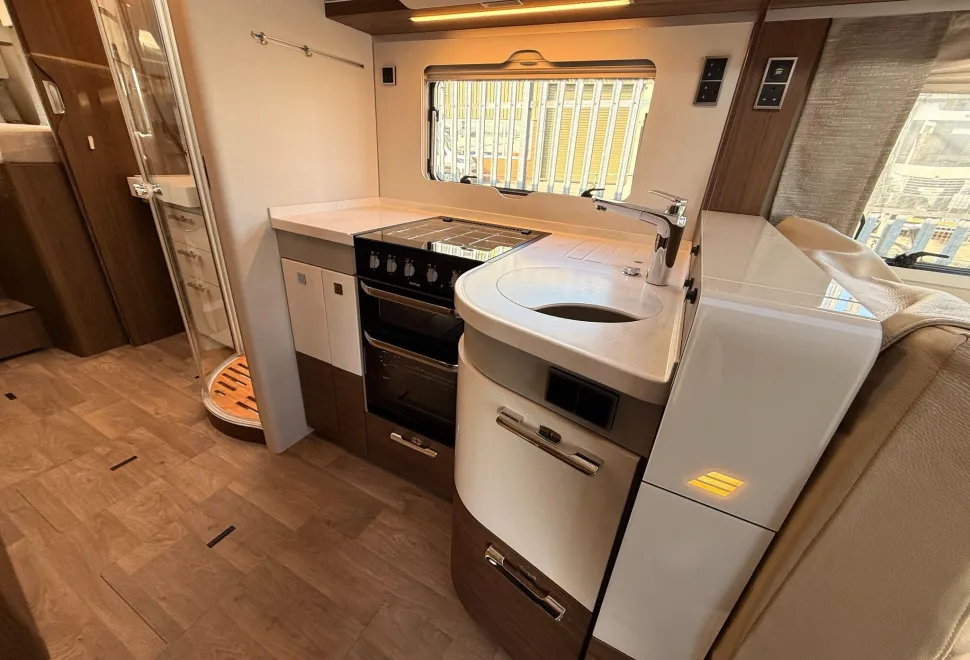Hymer Motorhomes  B-Class MasterLine 880 2022