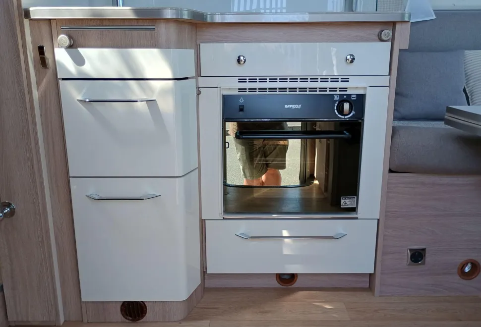 Rapido Motorhomes  656F 2020