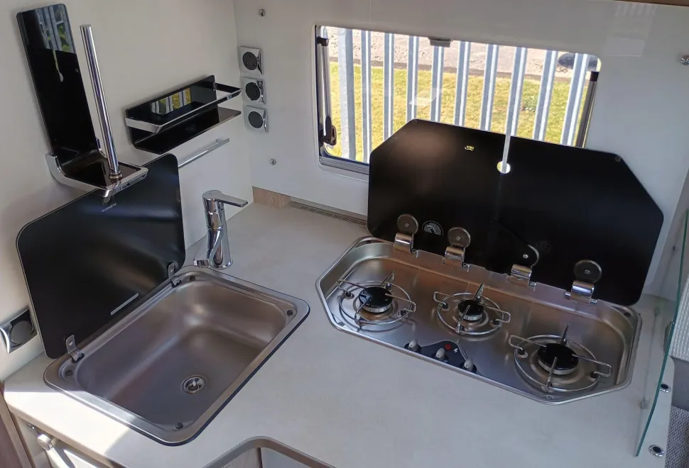 Rapido Motorhomes  656F 2020