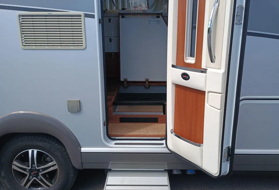Carthago Motorhomes  Liner-for-two I53 2019