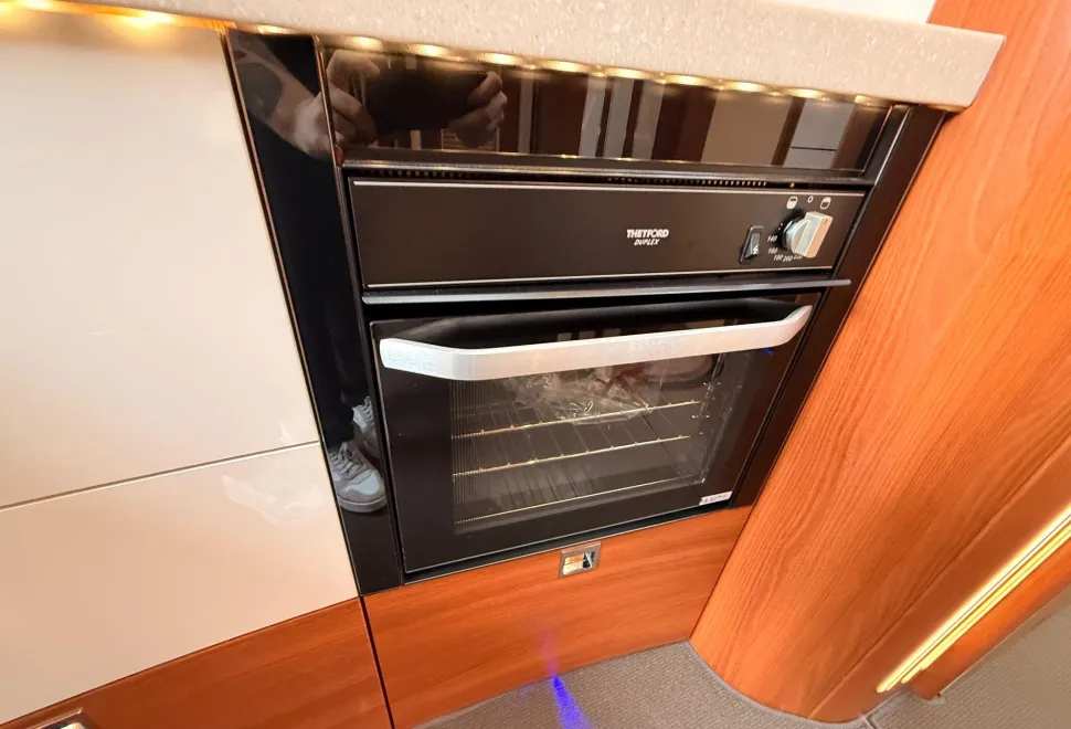 Carthago Motorhomes  Liner-for-two I 53 2026