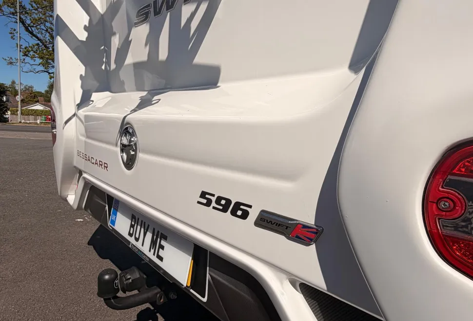 Swift Motorhomes  Bessacarr 596 6 Berth 6 Belted Automatic Motorhome 2018