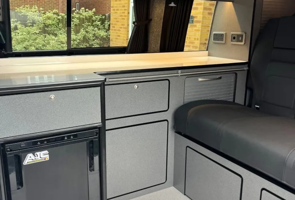 Volkswagen transporter 2016