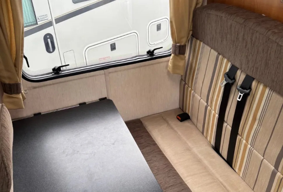 Autotrail Tribute T-720 Sport 2012