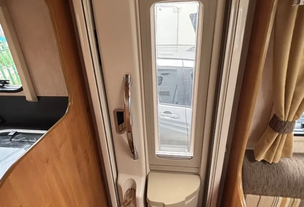 Autotrail Tribute T-720 Sport 2012