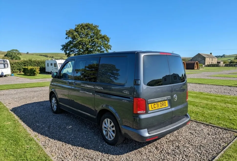 Volkswagen T6.1 Transporter T28 Highline DSG SWB 2021