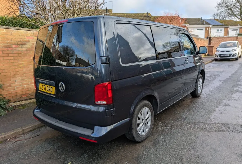 Volkswagen T6.1 Transporter T28 Highline DSG SWB 2021