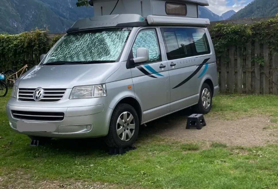 Autosleeper trooper VW T5 Transporter T30 130 TDI 2005
