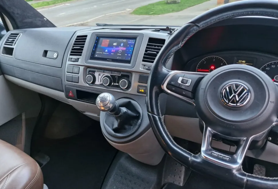 Volkswagen transporter t5 2014