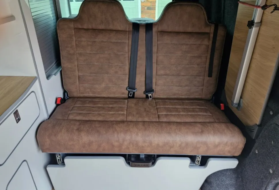 Volkswagen transporter t5 2014