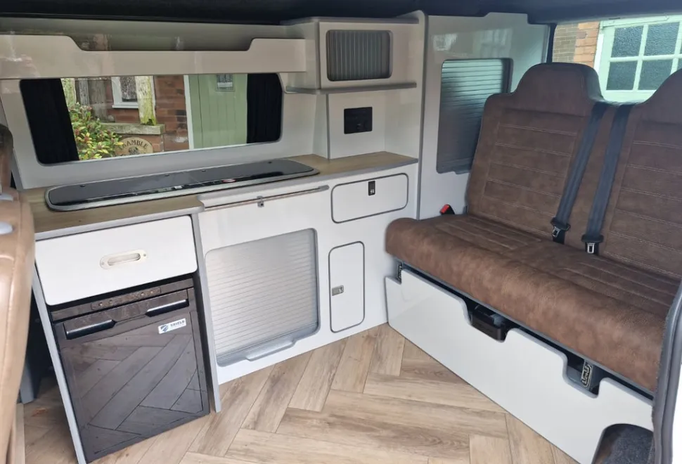 Volkswagen transporter t5 2014