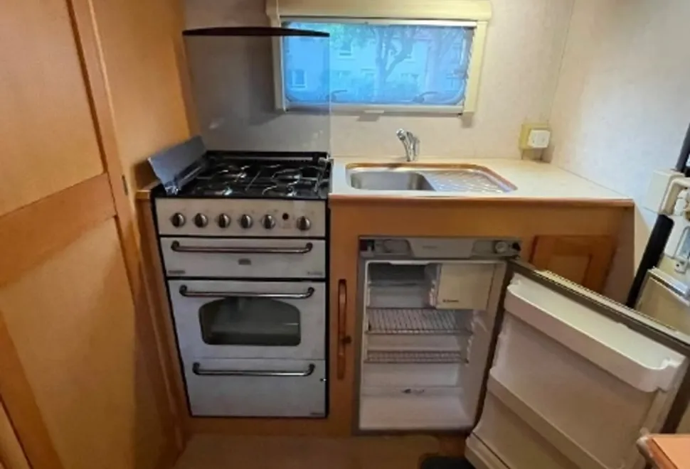 Elddis eldis 4 berth 2005
