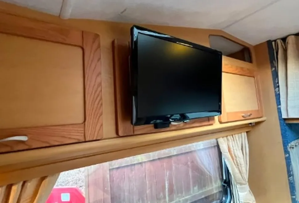 Elddis eldis 4 berth 2005