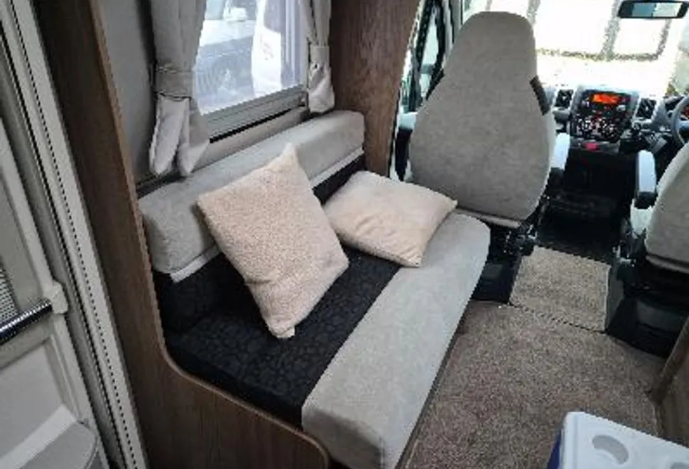 Swift Bolero 682 FB Black Edition 2015