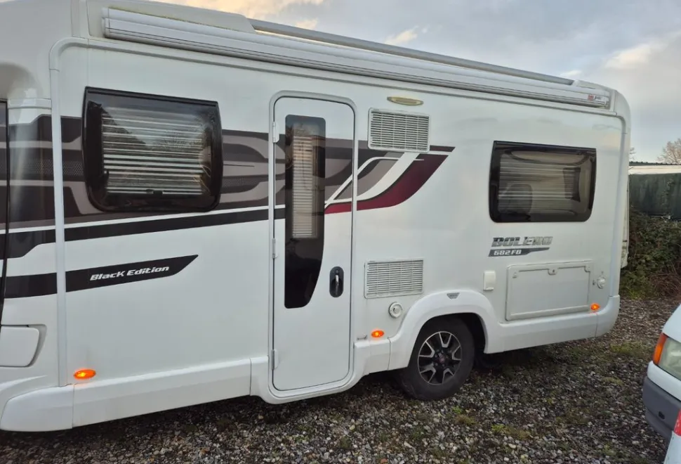 Swift Bolero 682 FB Black Edition 2015