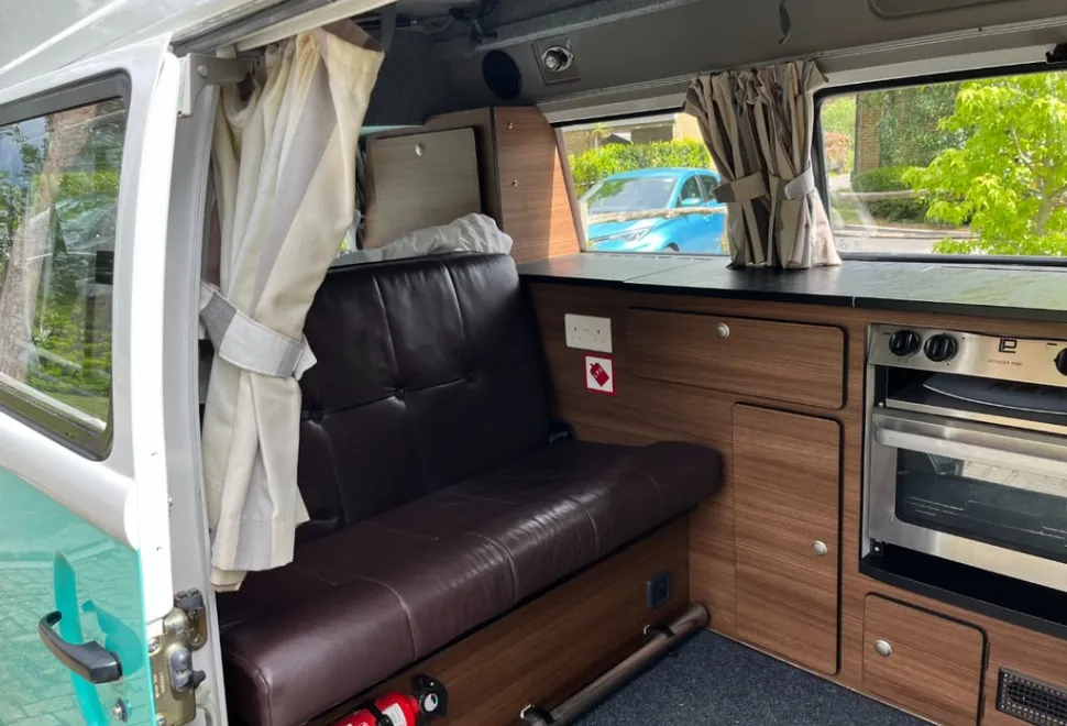 Volkswagen VW DanburyT2 Brazilian Bay 1. 4 Bi- fuel + Matching Dan-Bug Trailer 2015