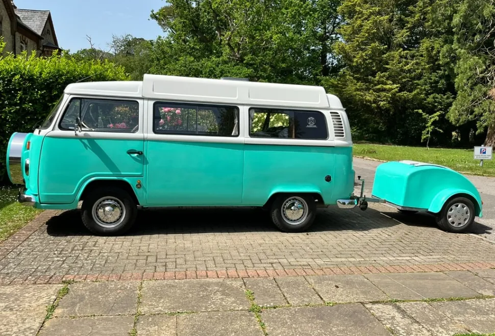 Volkswagen VW DanburyT2 Brazilian Bay 1. 4 Bi- fuel + Matching Dan-Bug Trailer 2015