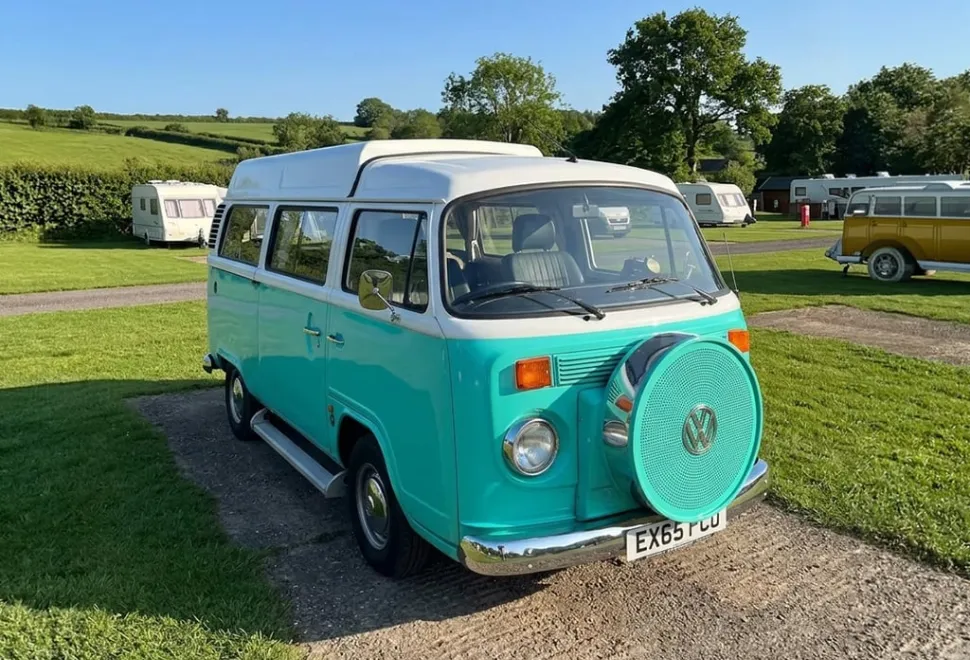 Volkswagen VW DanburyT2 Brazilian Bay 1. 4 Bi- fuel + Matching Dan-Bug Trailer 2015