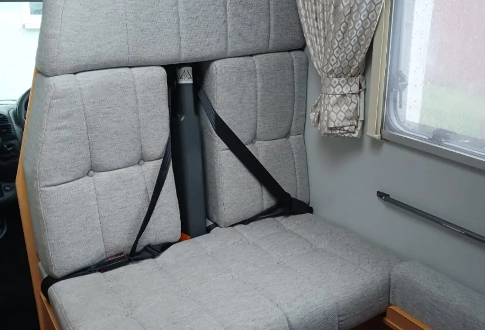 Elddis Autoquest 180 2007