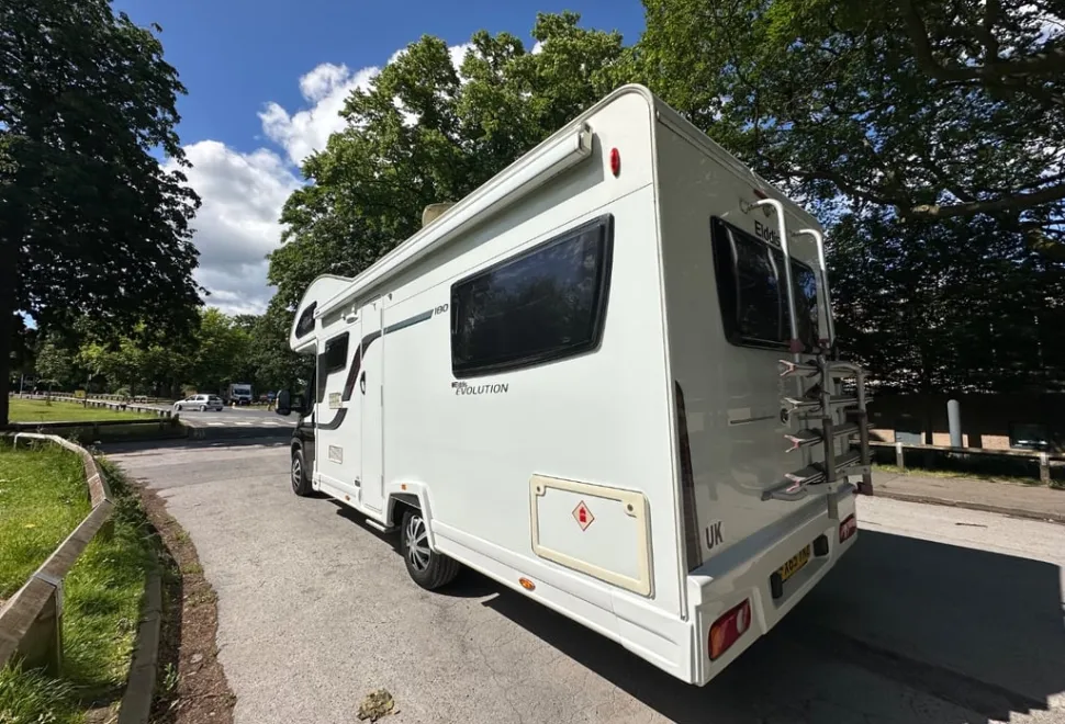 Elddis Autoquest Evolution 180 (Brownhills special with black cab) 2015