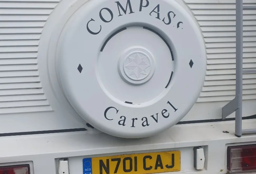 Compass Caravelle 2001