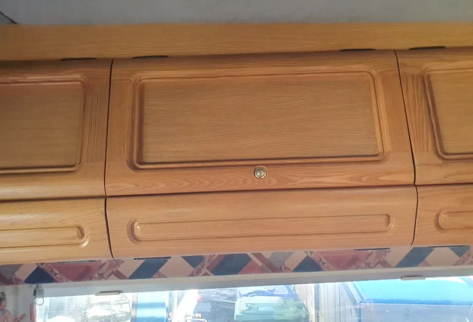 Compass Caravelle 2001