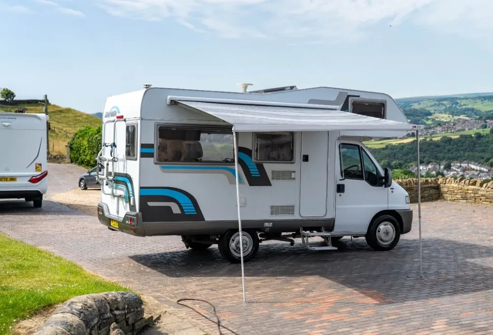 Hymer Swing 2002