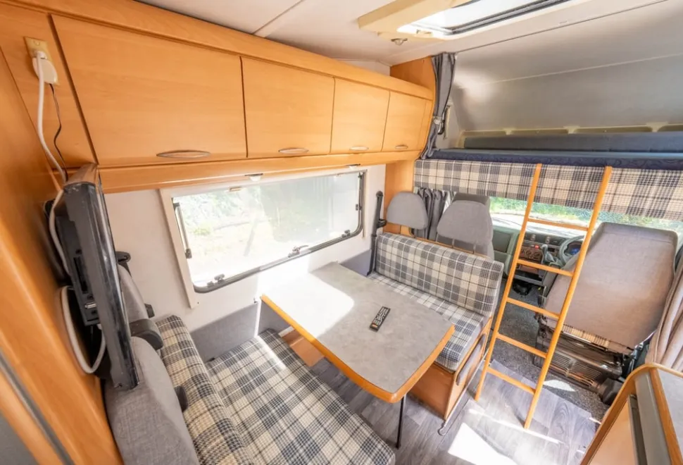 Hymer Swing 2002