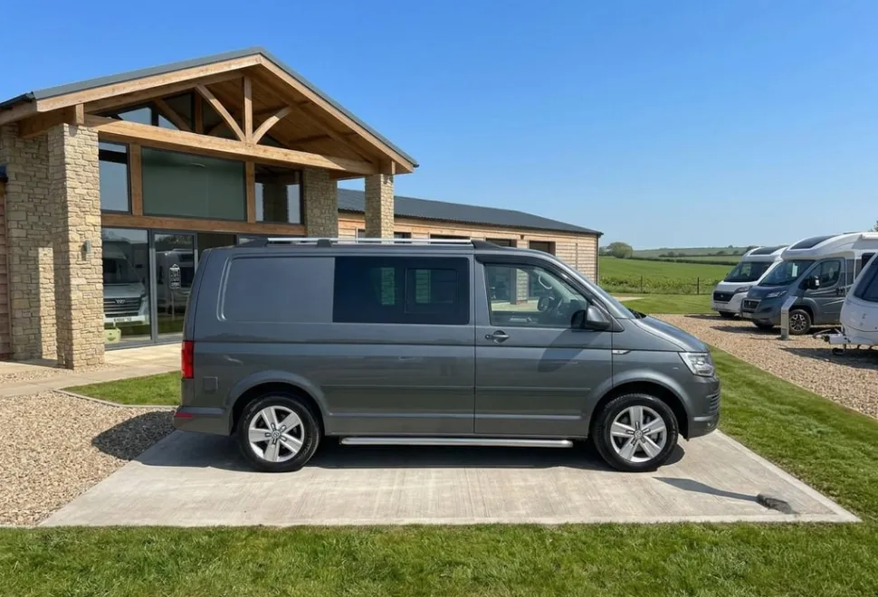 Volkswagen T32 high line 2017
