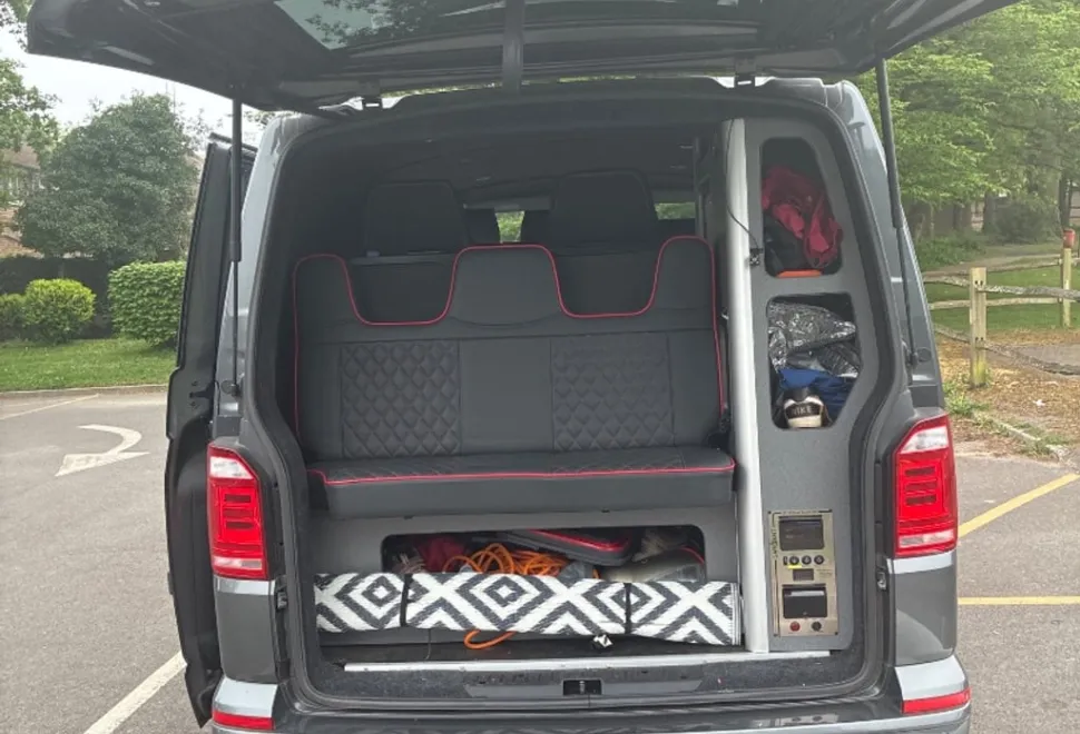 Volkswagen T32 high line 2017