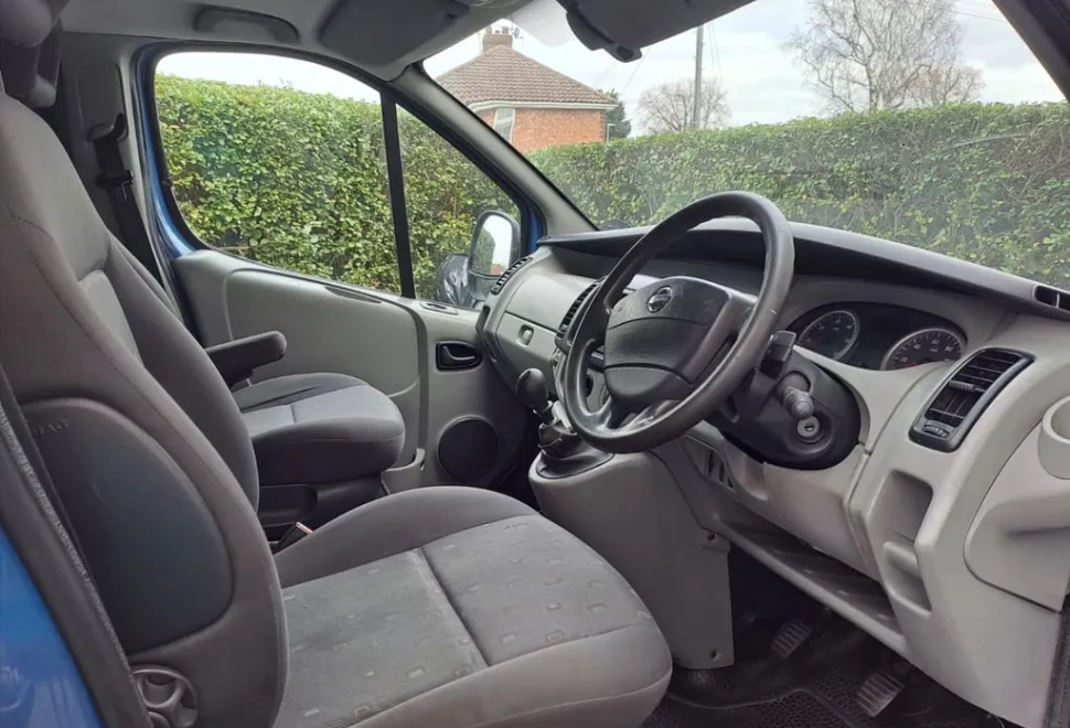 Nissan Primastar 2008