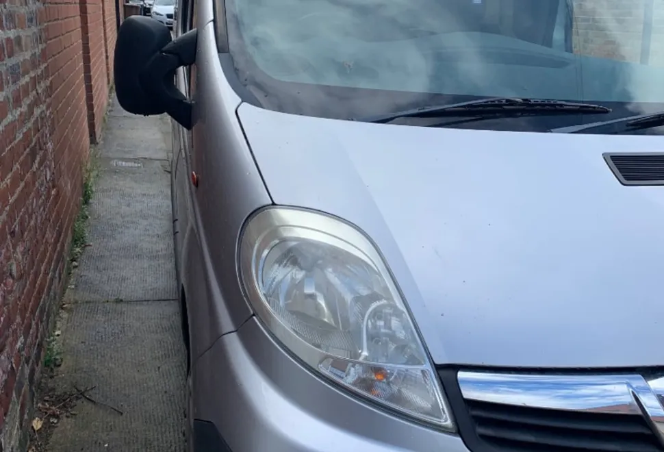Vauxhall Vivaro Hi-top 2011