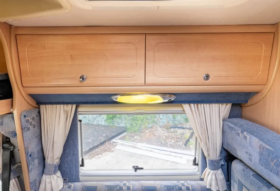 Auto-Sleeper Neuvo ES 2005