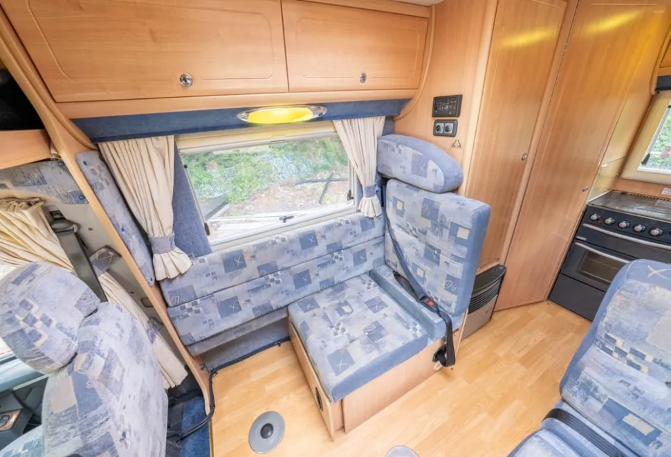 Auto-Sleeper Neuvo ES 2005