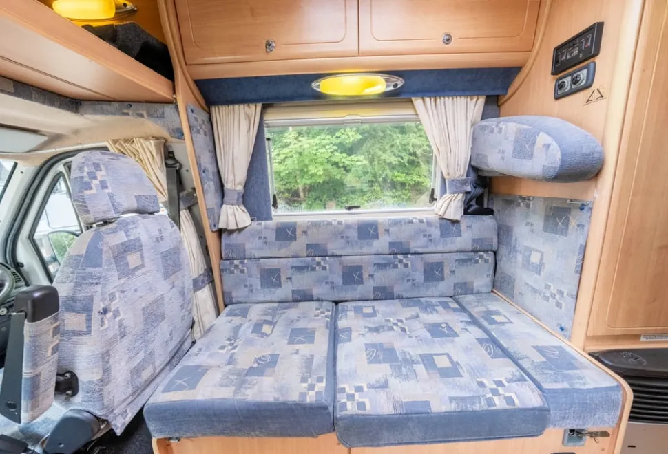 Auto-Sleeper Neuvo ES 2005