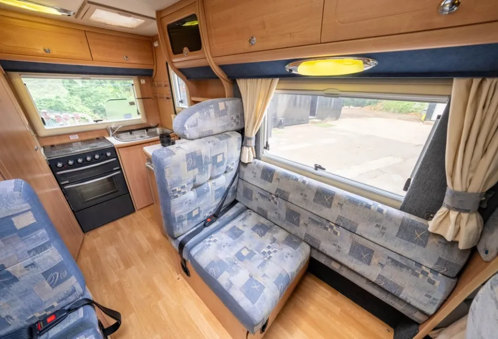 Auto-Sleeper Neuvo ES 2005