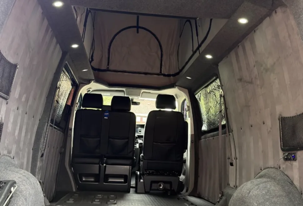 Volkswagen Transporter T6.1 2021
