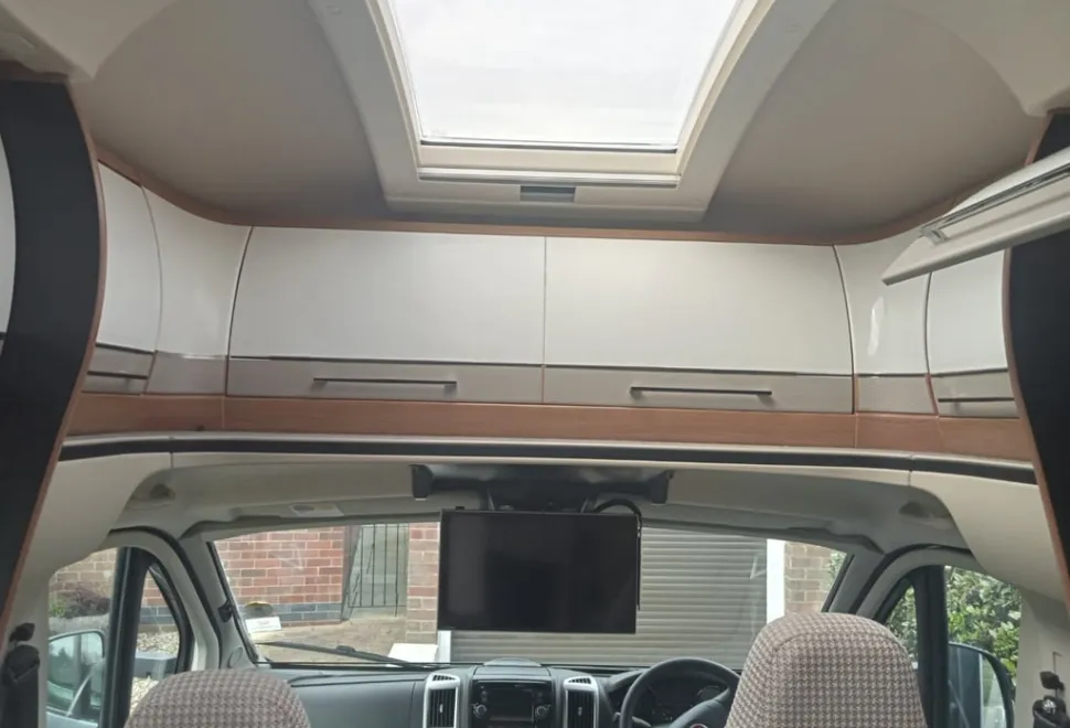Auto-Trail Tracker 2015
