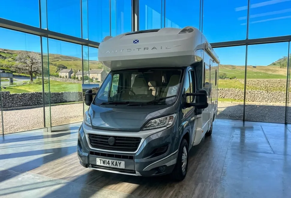 Auto-Trail Tracker 2015