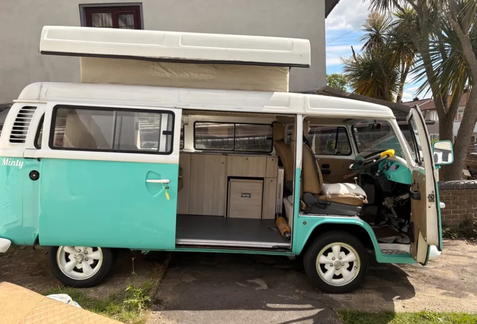 Volkswagen Brazilian T2 VE 2005