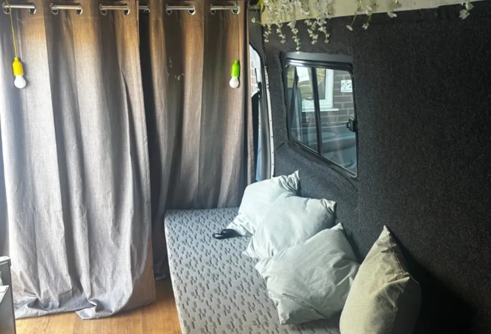 Mercedes CD1 311 sprinter van part converted 2006