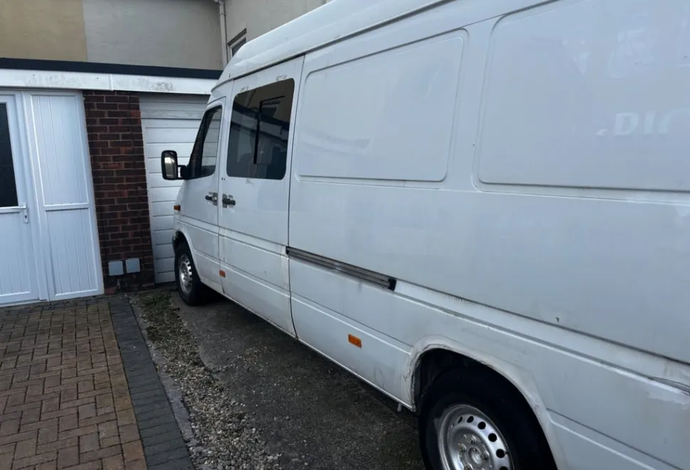 Mercedes CD1 311 sprinter van part converted 2006