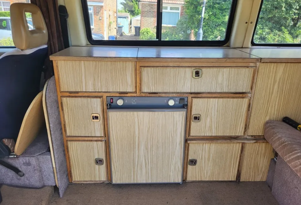 Auto-sleeper T25 high top 1990
