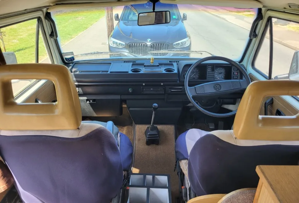 Auto-sleeper T25 high top 1990