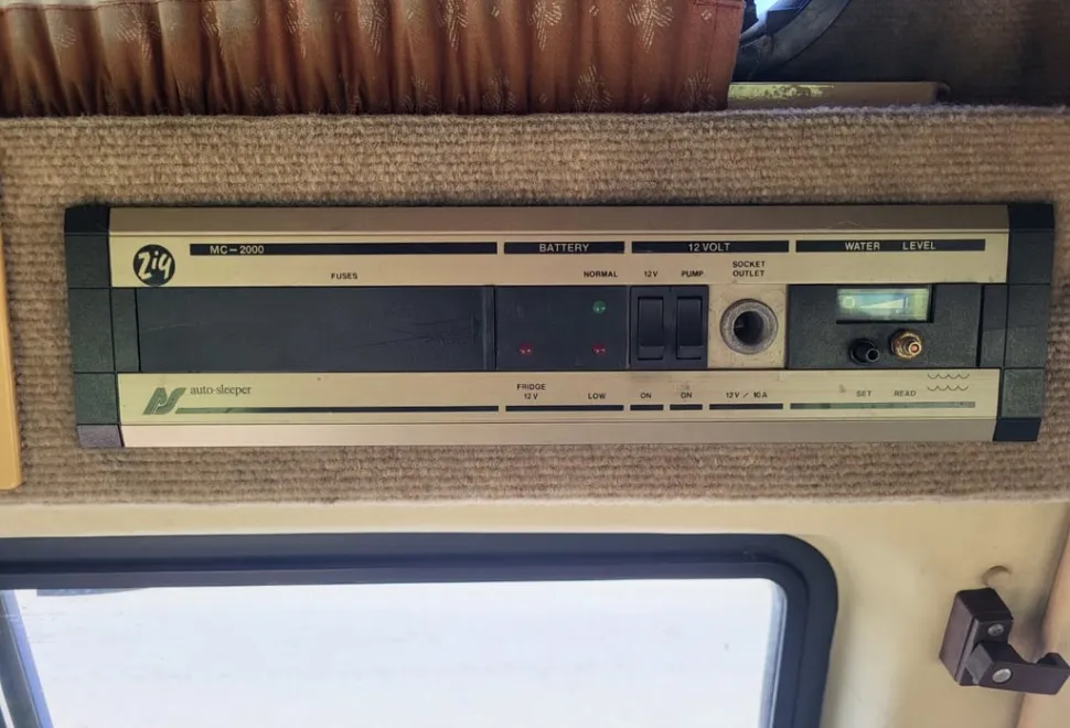 Auto-sleeper T25 high top 1990