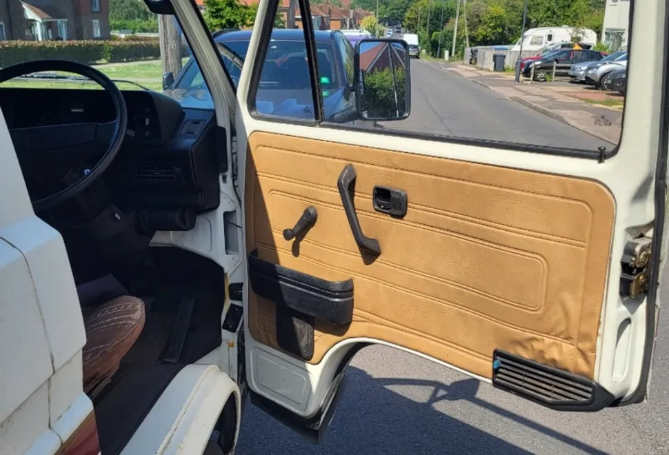 Auto-sleeper T25 high top 1990