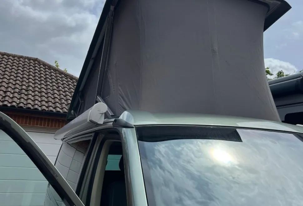 Volkswagen California se ocean 4 motion pop top sleeps 4 2006