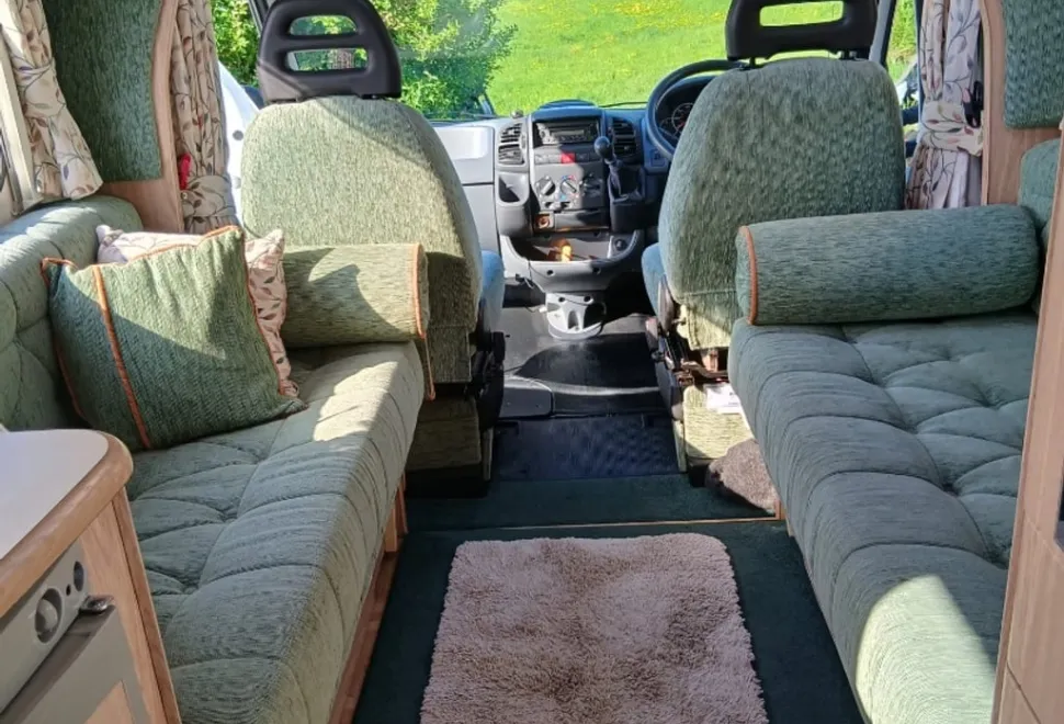 Autocruise Pioneer Jolliet 2002